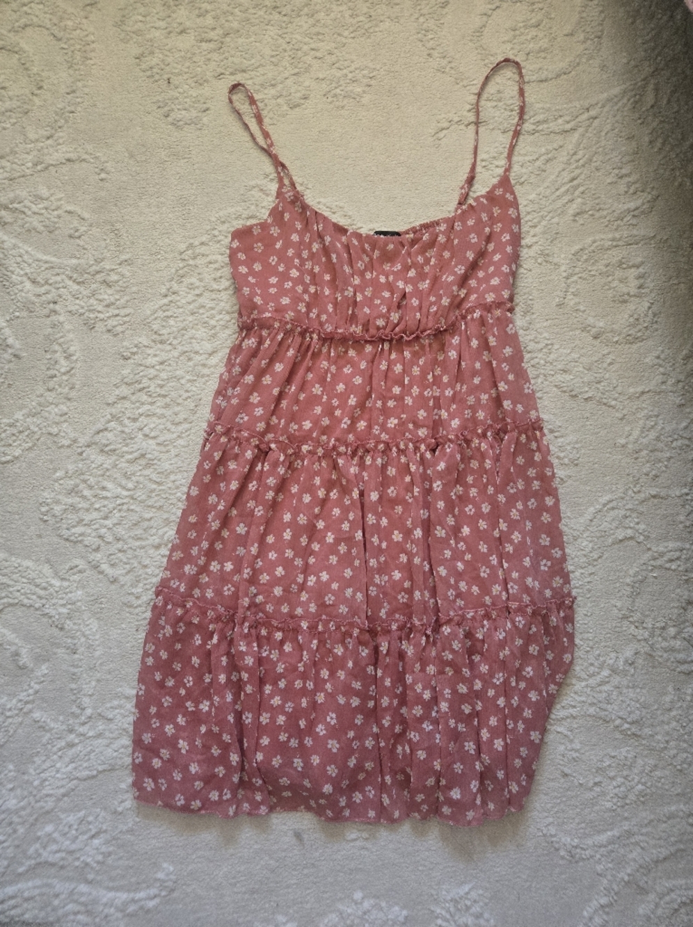 Trixxi Pink Floral Tiered Spaghetti Strap Dress - Small